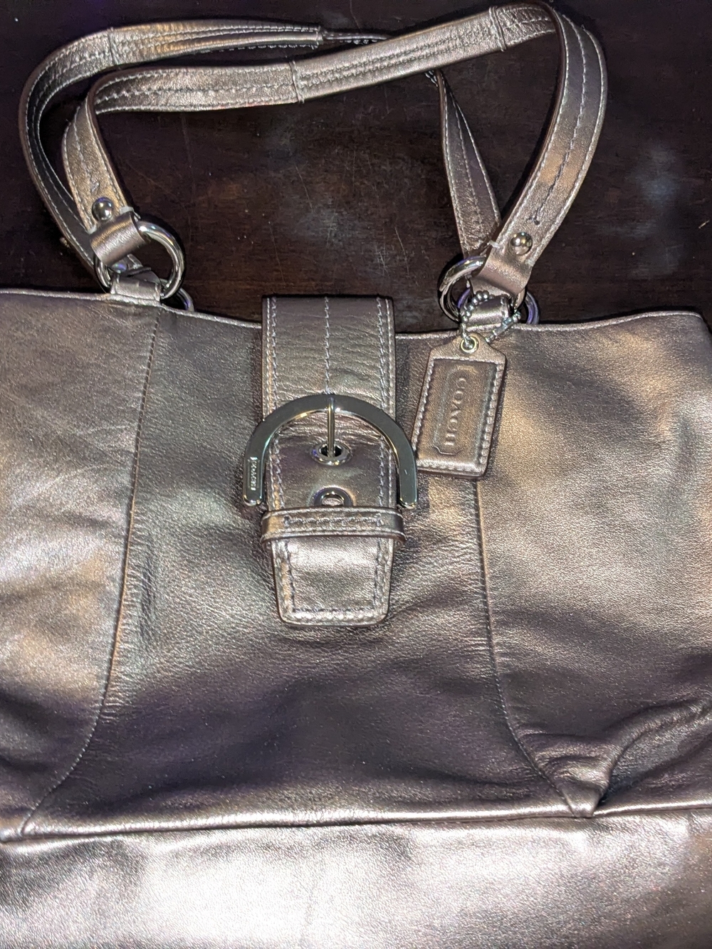 Coach Y2K Soho Metallic Leather Buckle Tote - Gold With Beautiful Purple Lining - Picture 9 of 10